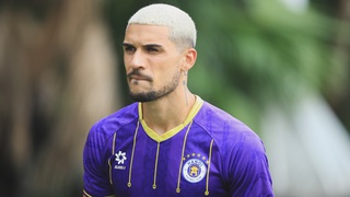 Hendrio có quốc tịch Việt Nam, khoác áo đội tuyển quốc gia khi gặp Malaysia