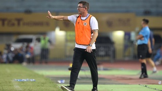 Hà Nội FC thua sân nhà, Harry Kewell tự tin đội bóng vẫn đang đi đúng hướng