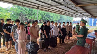 Tiếp nhận 48 công dân Việt Nam do phía Campuchia trao trả