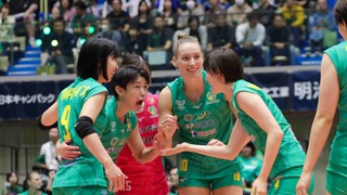 Chơi nỗ lực, Thanh Thúy và đồng đội vẫn không thể vượt qua đội bóng chuyền hay nhất Nhật Bản