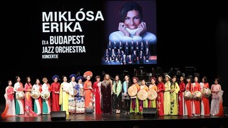 Áo dài Việt Nam lần đầu tỏa sáng trong buổi hòa nhạc quốc tế tại Budapest