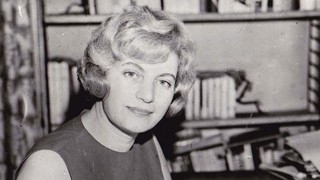 Blaga Dimitrova: Nhà thơ Bulgaria "nặng tình" với Việt Nam