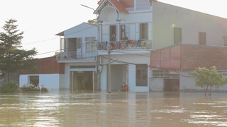 Khẩn trương triển khai các nhiệm vụ phòng, tránh, ứng phó, khắc phục hậu quả thiên tai