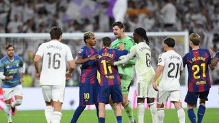 El Clasico hỗn loạn: Yamal châm ngòi ẩu đả, Bellingham đáp trả khi Real Madrid thắng 2-1 Barcelona