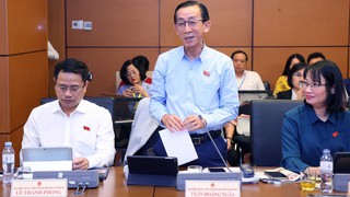 “Chia lửa” cho thị trường nhà ở