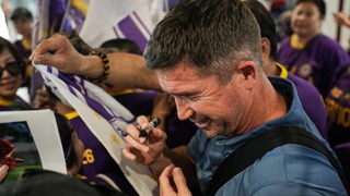 HLV Harry Kewell chia sẻ lý do bất ngờ khi nhận lời dẫn dắt CLB Hà Nội