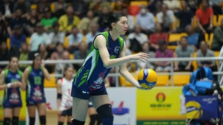 CLB của sao bóng chuyền Việt Nam sắp xuất ngoại vuột vé vào bán kết sau 5 mùa liên tiếp là á quân