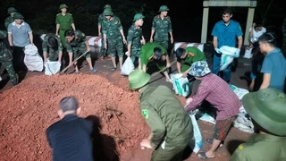 CẬP NHẬT: Thông tin "vỡ đê" trên mạng xã hội gây hoang mang dư luận
