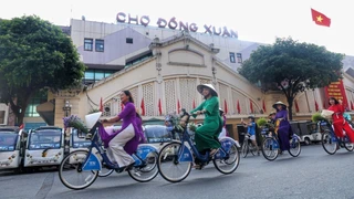 Chợ Đồng Xuân  - "di sản sống" của Hà Nội (kỳ 1): Từ những "cánh tay mở ra giữa phố thị"