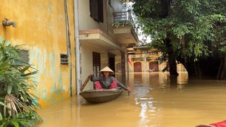 Phường Vân Hà, Bắc Ninh ngập sâu trong nước lũ