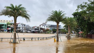  Huế: Nước sông đang lên, nguy cơ ngập lụt trở lại