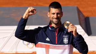 Djokovic xác nhận thời điểm giải nghệ, nhưng thừa nhận một sự thật phũ phàng