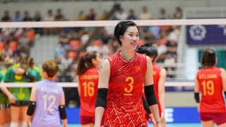 Tin nóng thể thao sáng 10/11: Báo quốc tế chỉ ra sự thật về tình huống gây tranh cãi giữa chủ công Việt Nam và sao Thái Lan