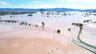 Trưởng ban Chỉ đạo Phòng thủ dân sự Quốc gia chỉ đạo ứng phó với mưa lũ khu vực miền Trung