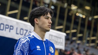 Tỏa sáng ở châu Âu, cầu thủ Việt kiều giá 76 tỷ được tiến cử lên đội tuyển 2 lần vào tứ kết EURO