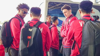 Đội tuyển Việt Nam di chuyển sớm, giữ thể lực cho trận đấu với Lào