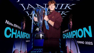 Sinner tiết lộ cụ thể bí quyết giúp đánh bại Alcaraz ở chung kết ATP Finals 2025