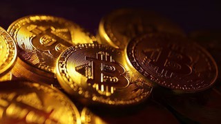 Thị trường tiền điện tử "bốc hơi" hơn 1.000 tỷ USD chỉ trong 6 tuần