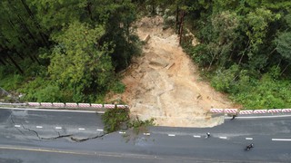 Lý giải hiện tượng lũ quét liên tiếp ở miền Trung và yêu cầu nâng cấp cảnh báo