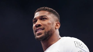 Vì trận đấu với Youtuber nổi tiếng, Anthony Joshua đã 'hy sinh' một trận so găng quan trọng