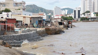 Thời tiết ngày 22/11: Miền Trung - Tây Nguyên vẫn ngập lụt kéo dài, cảnh báo nguy cơ lũ quét, sạt lở đất