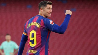 Lewandowski từ chối gia nhập một CLB châu Âu, Barca nhắm 4 ngôi sao sẵn sàng thay thế