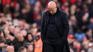 Liverpool khủng hoảng, HLV Arne Slot đối mặt 5 trận đấu định đoạt số phận