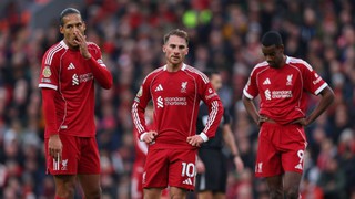 Đã đến lúc Slot giải cứu Liverpool