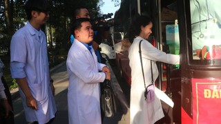 Gần 300 y bác sĩ, cán bộ Đồng Nai lên đường hỗ trợ đồng bào Đắk Lắk
