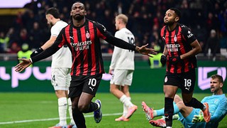 AC Milan đánh bại Lazio để lên đầu bảng Serie A