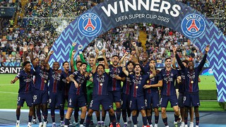 Lamine Yamal lập kỷ lục khi góp mặt trong đội hình tiêu biểu FIFPRO 2025