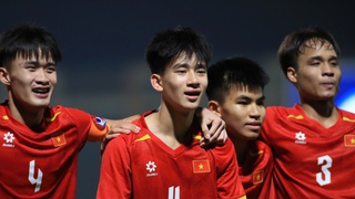 U17 Việt Nam thăng hoa với HLV Cristiano Roland 