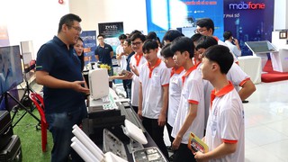 Làm sâu sắc hơn quan điểm Đột phá phát triển khoa học, công nghệ, đổi mới sáng tạo và chuyển đổi số