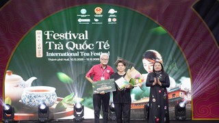 Văn hóa trà - điểm nhấn trong bản sắc du lịch Huế 