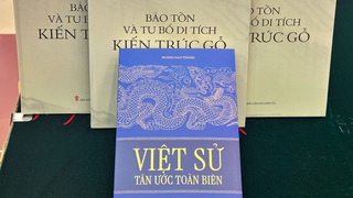 Gìn giữ ký ức lịch sử và di sản kiến trúc qua những trang sách