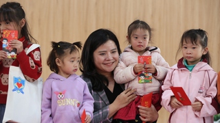 Từ cổng trường đến sân khấu: Hành trình là chính mình