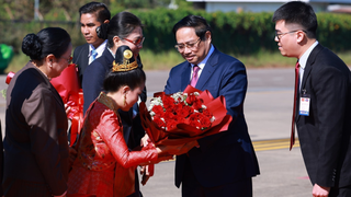 Thủ tướng Phạm Minh Chính tới Viêng Chăn đồng chủ trì Kỳ họp Ủy ban liên Chính phủ Việt – Lào