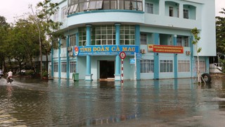 Đề phòng nguy cơ ngập do triều cường ở vùng trũng thấp ven biển Đông Nam Bộ