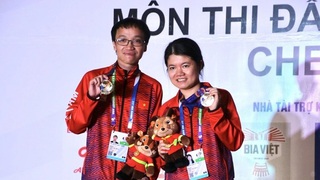 Cặp vợ chồng siêu kỳ thủ 'độc nhất vô nhị' của Thể thao Việt Nam tại SEA Games 33