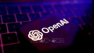 OpenAI đưa ra "báo động đỏ" trước sự cạnh tranh gay gắt từ Google và các đối thủ