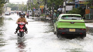 Triều cường cao ở ven biển Đông Nam Bộ, đề phòng ngập vùng thấp