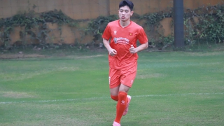 Đình Bắc chấn thương không nặng, HLV Kim Sang Sik vơi nỗi lo