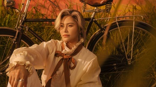 Vicky Nhung bắt tay hit maker Đông Thiên Đức tái xuất mạnh mẽ với dự án Quên rồi khổ đau năm ấy 