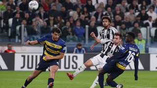 Juventus còn 6 trận chung kết cho Champions League
