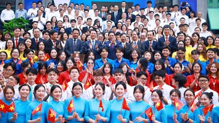 Thủ tướng Phạm Minh Chính làm việc với Học viện Công nghệ Bưu chính Viễn thông