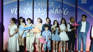 'Lật mặt 8: Vòng tay nắng': Bộ phim về giấc mơ của người trẻ và xung đột thế hệ trong gia đình