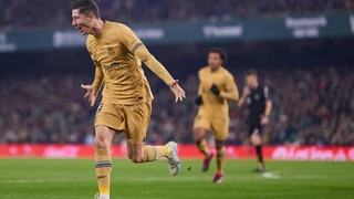 Barca lên kế hoạch thay thế Lewandowski