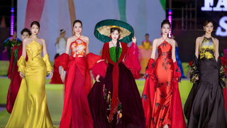 Đàm Thuỷ Tiên toả sáng rực rỡ trong vai trò Vedette tại Fashion Show "Tinh Hoa Kinh Bắc" – Hành trình văn hóa nghệ thuật đầy cảm xúc