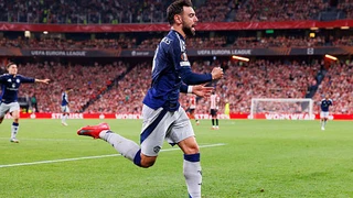 Bruno Fernandes đi vào lịch sử trong ngày MU đại thắng ở bán kết lượt đi cúp C2 Châu Âu