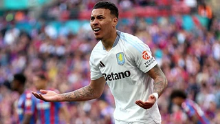 Liverpool nhắm ‘viên ngọc thô’ của Aston Villa